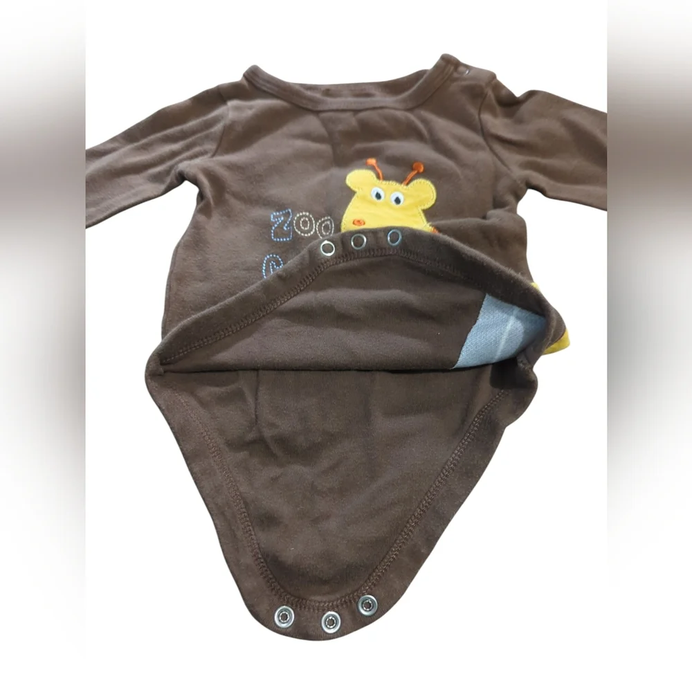 Garanimals Zoo Crew Brown Baby Onesie Size 0-3 Months.